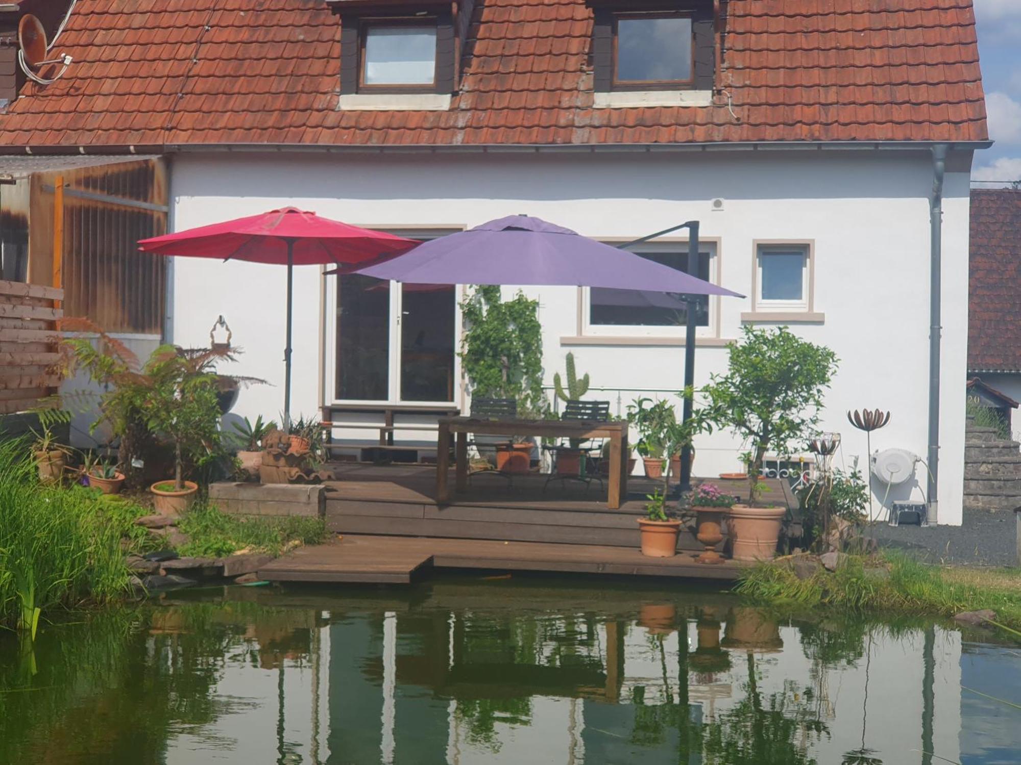 Gaestehaus Peter Mettlach Exteriör bild